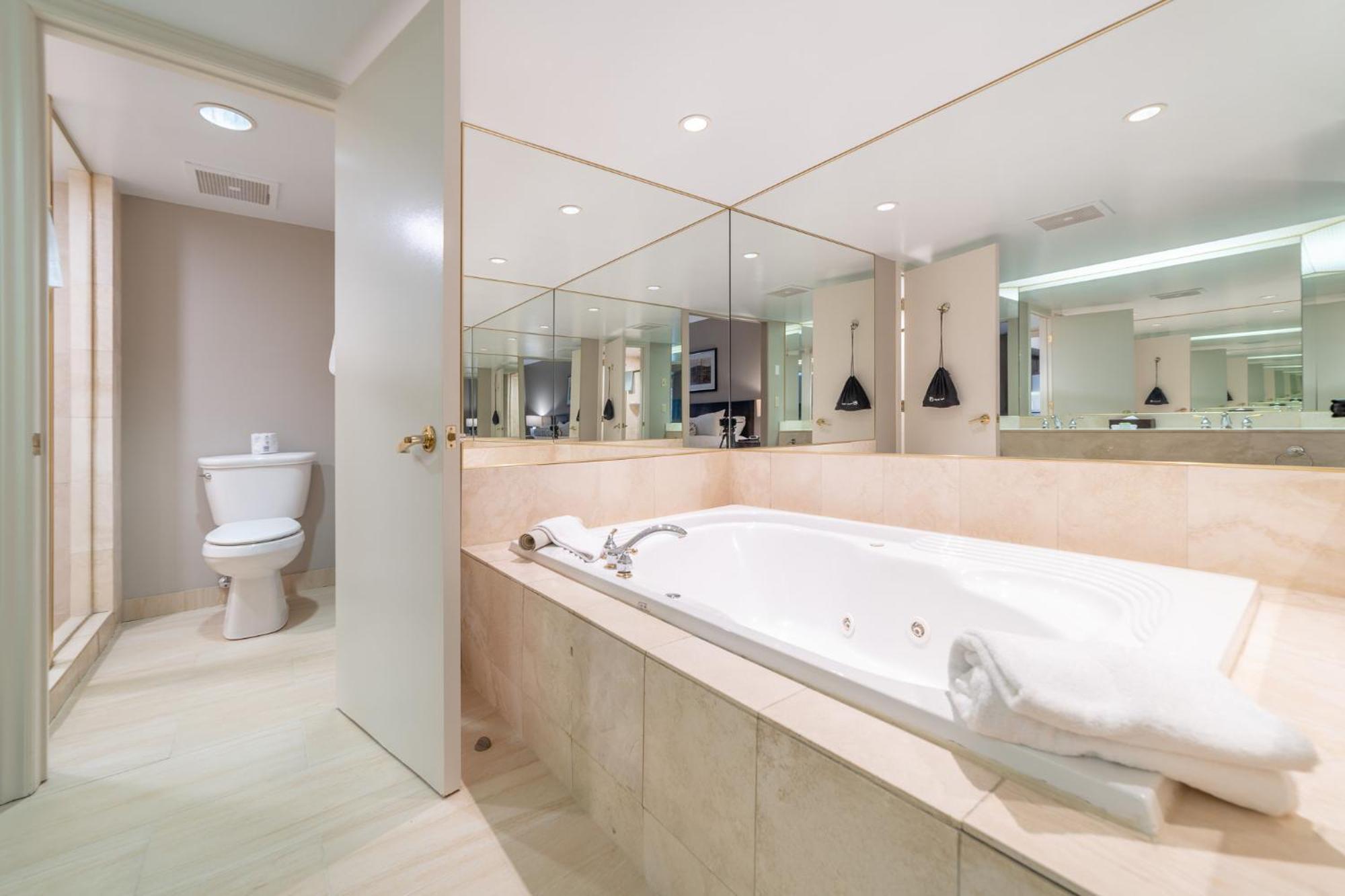 Horseshoe Valley Suites - The Azure Shanty Bay Eksteriør bilde