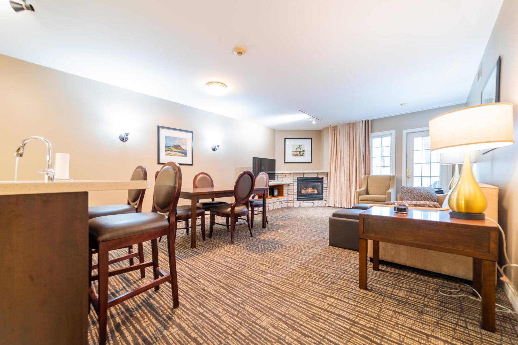 Horseshoe Valley Suites - The Azure Shanty Bay Eksteriør bilde